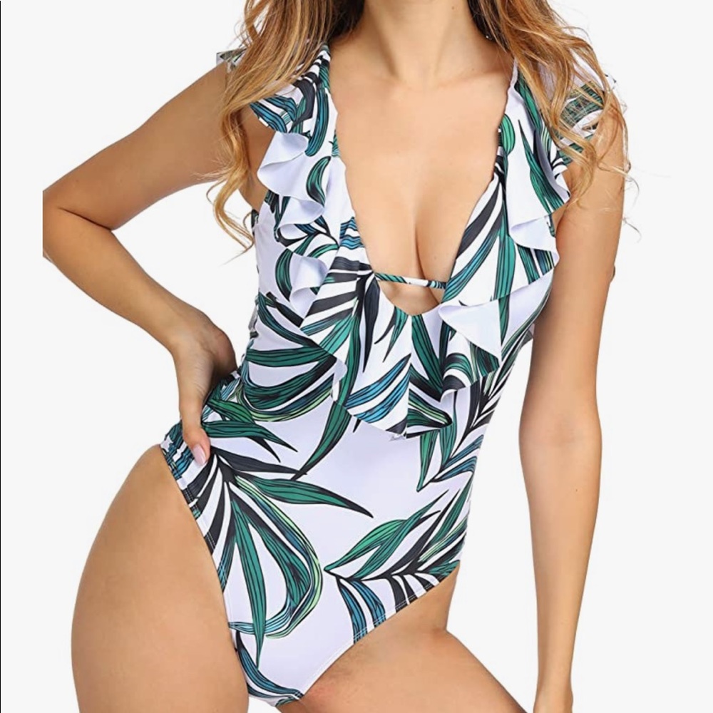 PRETTYGARDEN Ruffled Tropical Floral One Piece-New